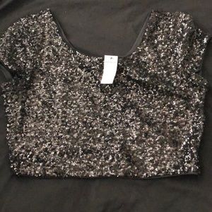 Fully sequined cropped shirt
